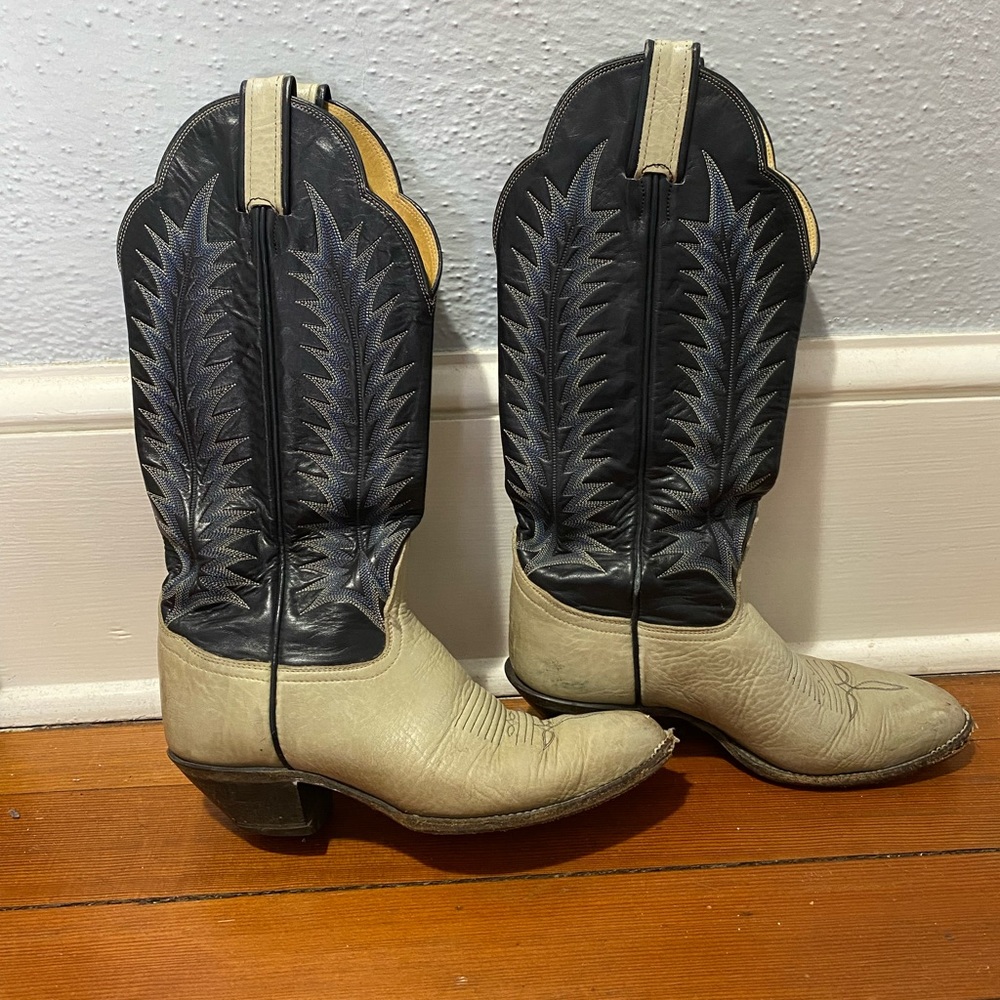 Tony Lama Cowboy Boots